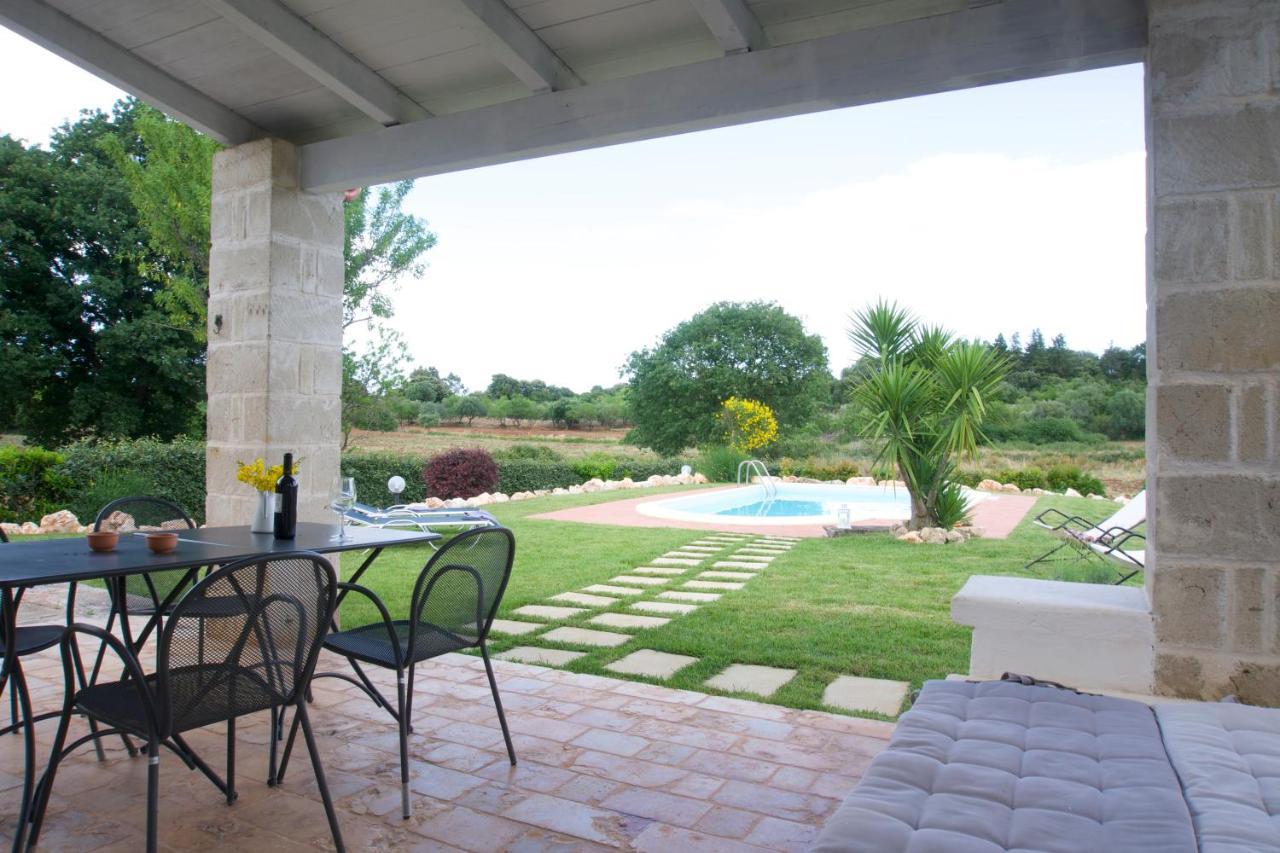 Terra Sessana Ville E Trullo Con Piscina Privata ออสตูนี ภายนอก รูปภาพ