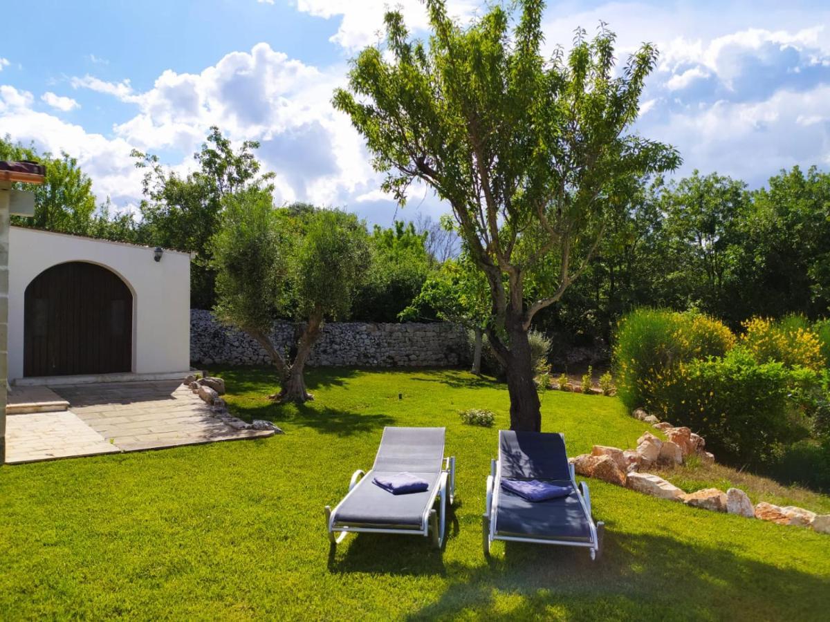 Terra Sessana Ville E Trullo Con Piscina Privata ออสตูนี ภายนอก รูปภาพ