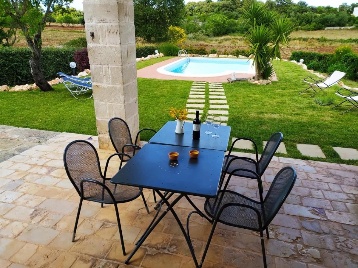 Terra Sessana Ville E Trullo Con Piscina Privata ออสตูนี ภายนอก รูปภาพ